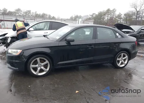 2016 Audi A3 2.0T Premium z USA, uszkodzony, nr VIN WAUB8GFFXG1026760